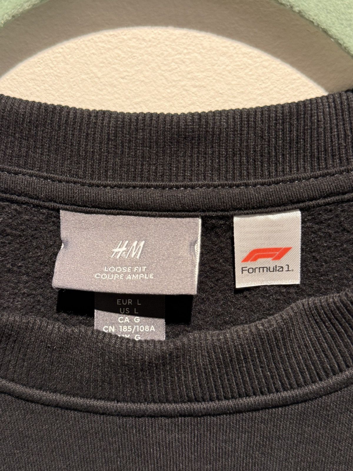 Formula 1 × H&M Formula 1 H&M crewneck size L F1 Formula One car sweatshirt Size US L / EU 52-54 / 3 - 3 Thumbnail