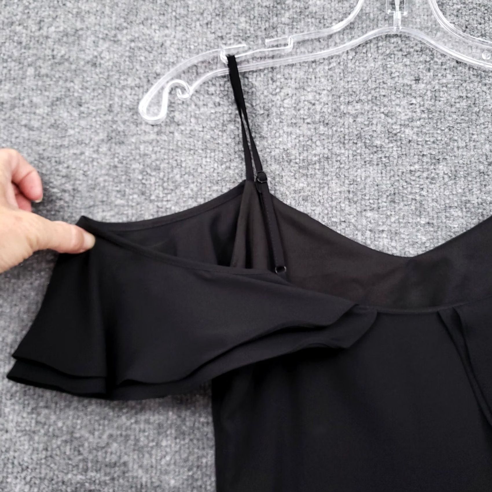 Bar III Bar III Dress Womens XS Black A-Line Cold Shoulder Sleeves Hi-Low Polyester Size XS / US 0-2 / IT 36-38 - 6 Thumbnail