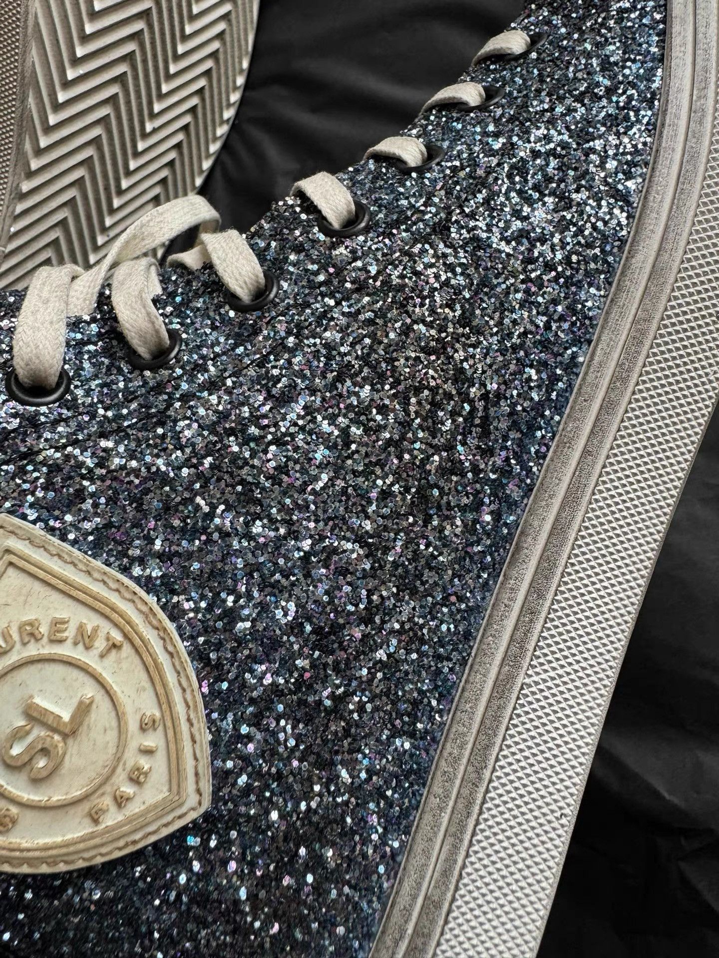 Saint Laurent Paris Saint Laurent Glitter Sneakers K33 Size US 7 / EU 40 - 8 Thumbnail