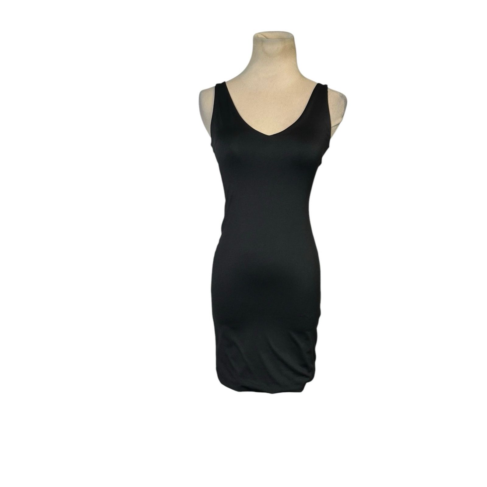 Forever 21 Forever 21 black v neck mini cocktail dress size Small Size S / US 4 / IT 40 - 7 Thumbnail