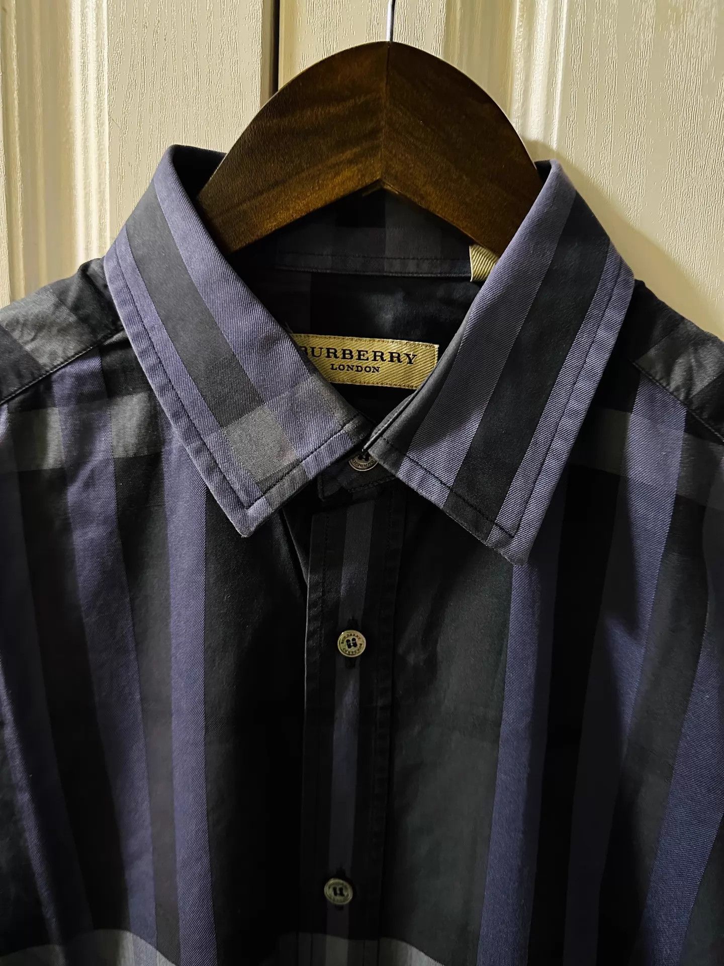 Burberry BURBERRY Men's Blue Check Runway Shirt M 98 New Size US M / EU 48-50 / 2 - 3 Thumbnail