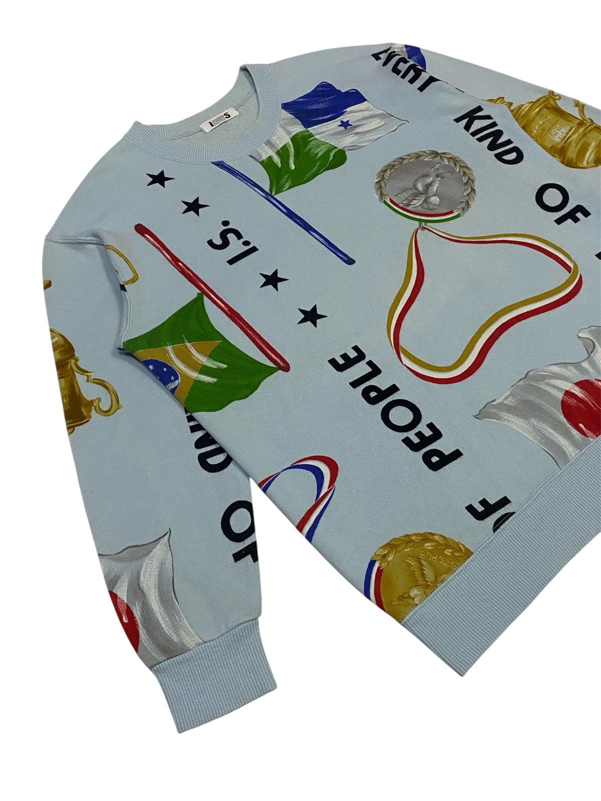 Issey Miyake Rare🔥Vintage Issey Miyake Fullprint Flag Trophy Sweatshirt Size US M / EU 48-50 / 2 - 23 Thumbnail