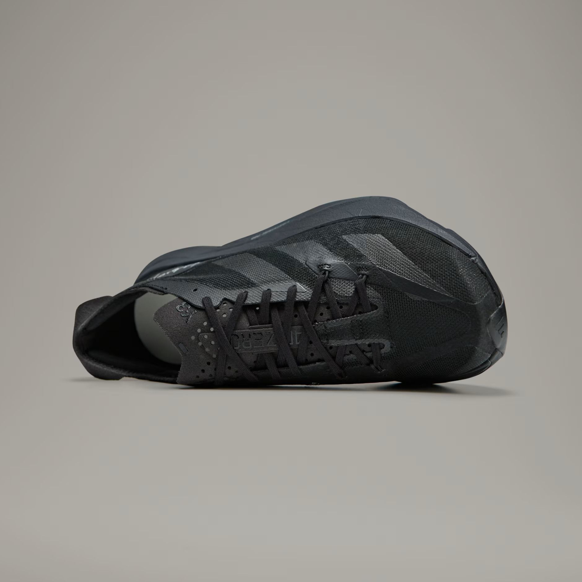 Y-3 o1s22i1n0125 Adizero Adios Pro 3 Sneakers in Black White Size US 8 / EU 41 - 2 Thumbnail