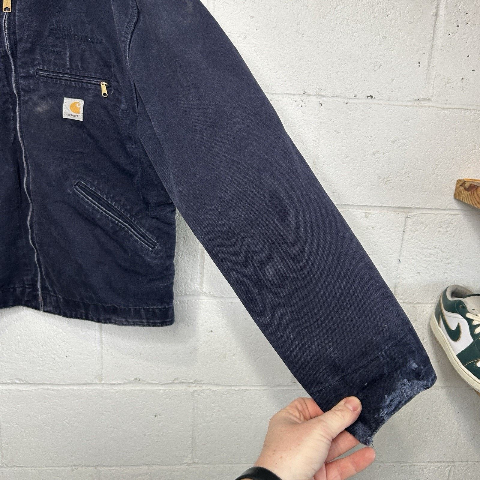 Carhartt Vintage Carhartt Blanket-Lined Detroit Jacket “Dark Navy” Size US L / EU 52-54 / 3 - 9 Thumbnail