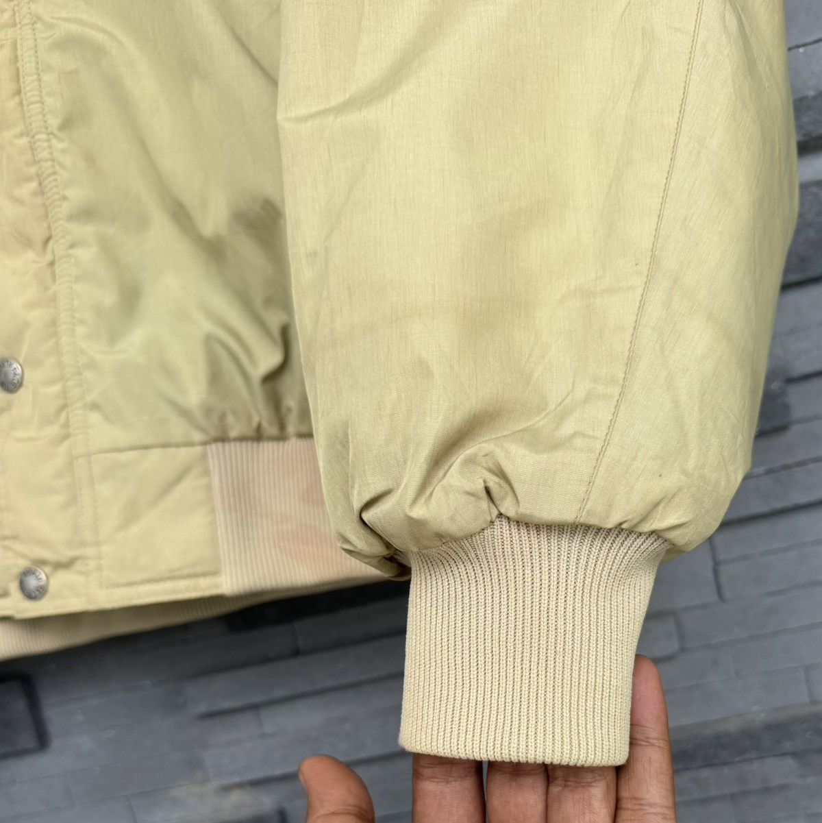 The North Face Vintage The North Face GoreTex Jacket Talon Zip Beige Bomber Size US M / EU 48-50 / 2 - 17 Thumbnail