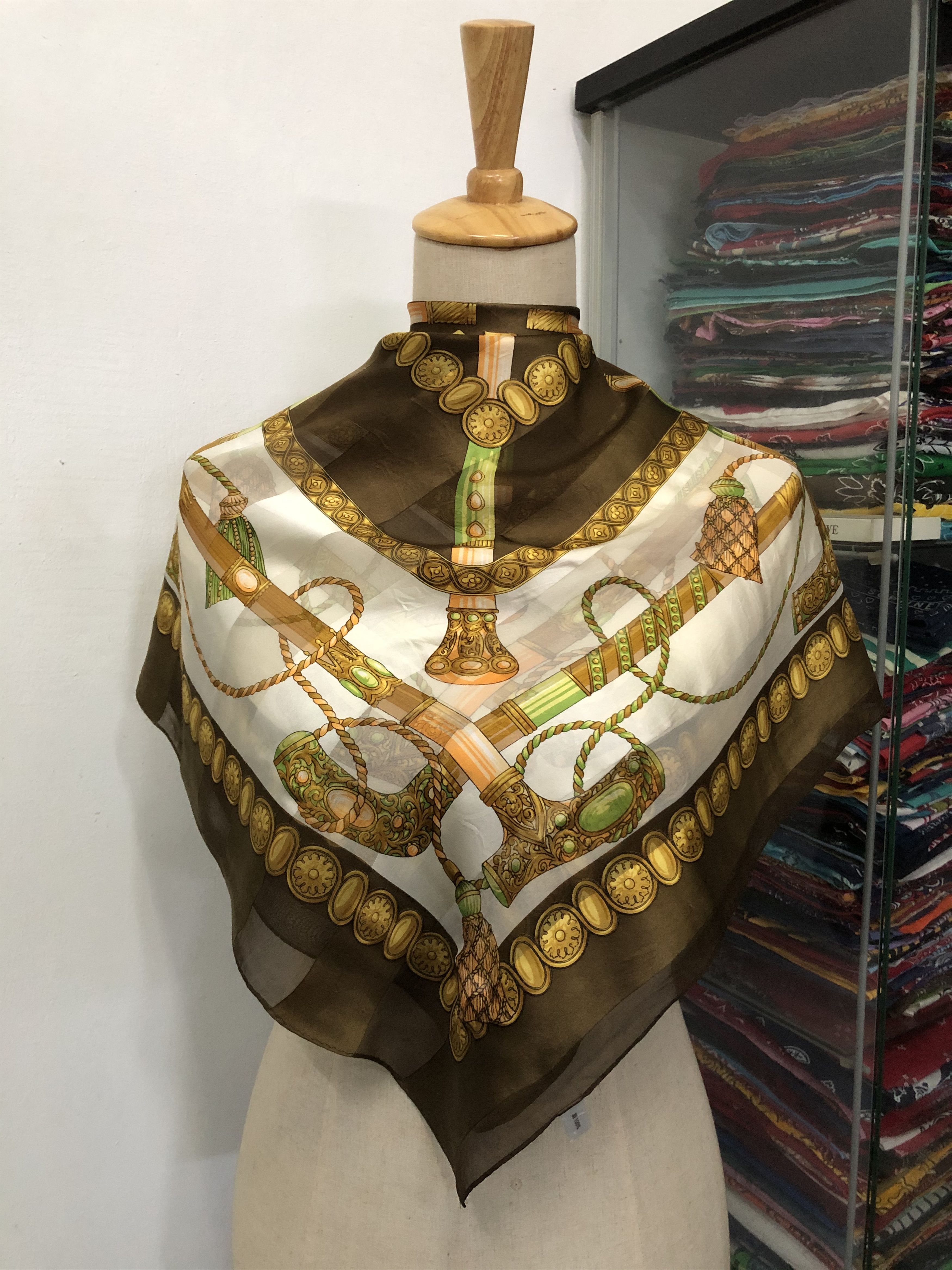 Vintage Vintage Silk Scarf Size ONE SIZE - 1 Thumbnail