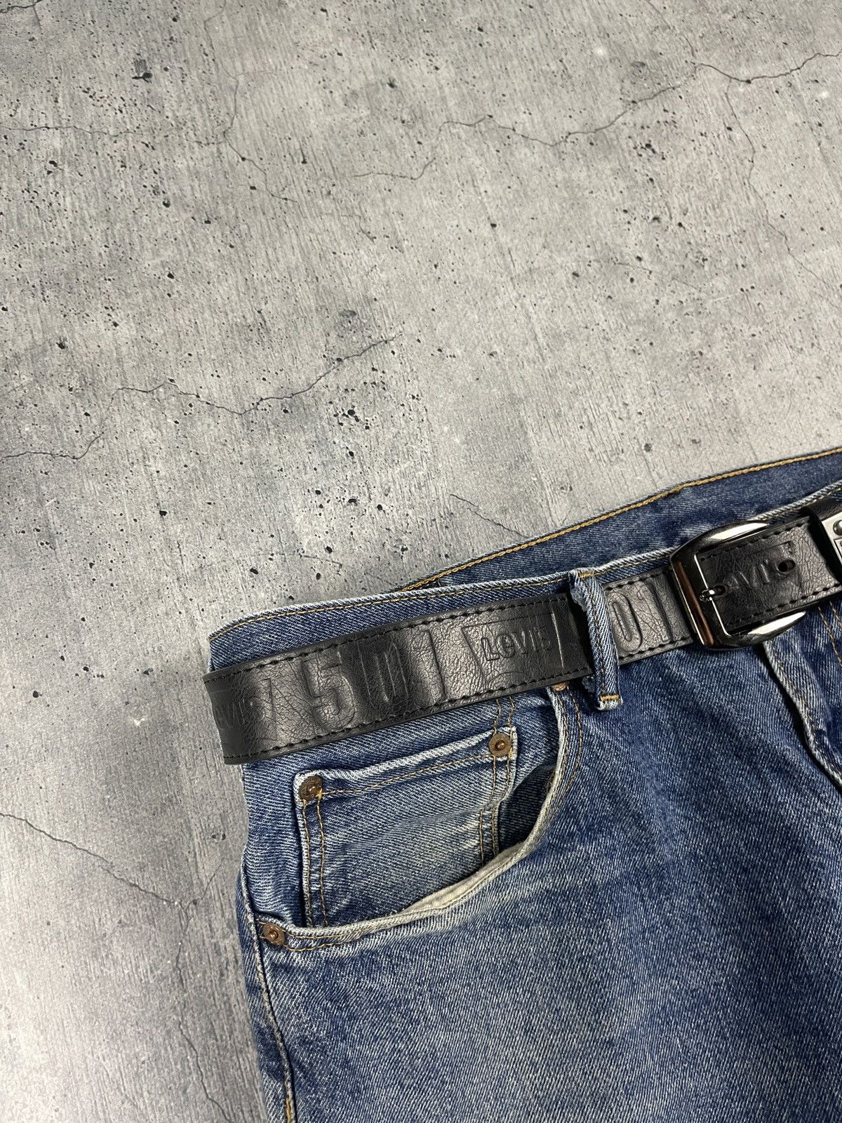 Levi's × Levi's Vintage Clothing × Vintage Vintage Levi's Black Leather Belt Size ONE SIZE - 3 Thumbnail