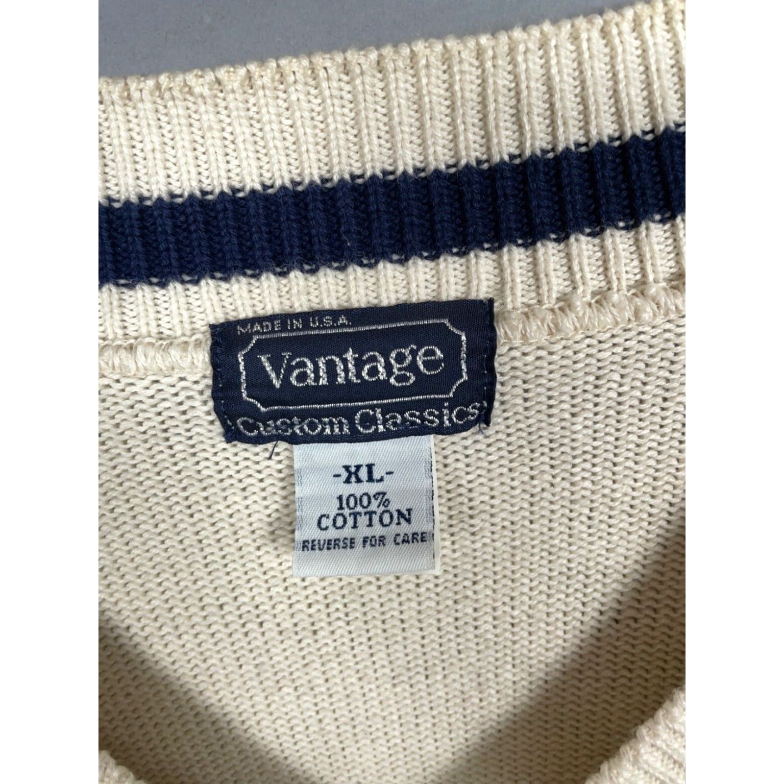Vintage VINTAGE Vantage Cotton Sweater Men's XL V-Neck Knit Pullover Casual Autumn Winter Ivory Embroidered 90s Size US XL / EU 56 / 4 - 4 Thumbnail