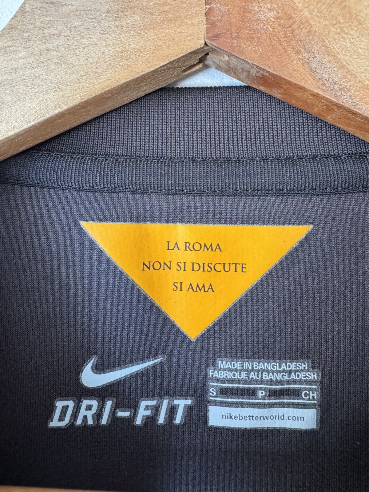 Nike Roma 2014-2015 Third Soccer Jersey Nike Football Shirt Kit Size US S / EU 44-46 / 1 - 14 Thumbnail