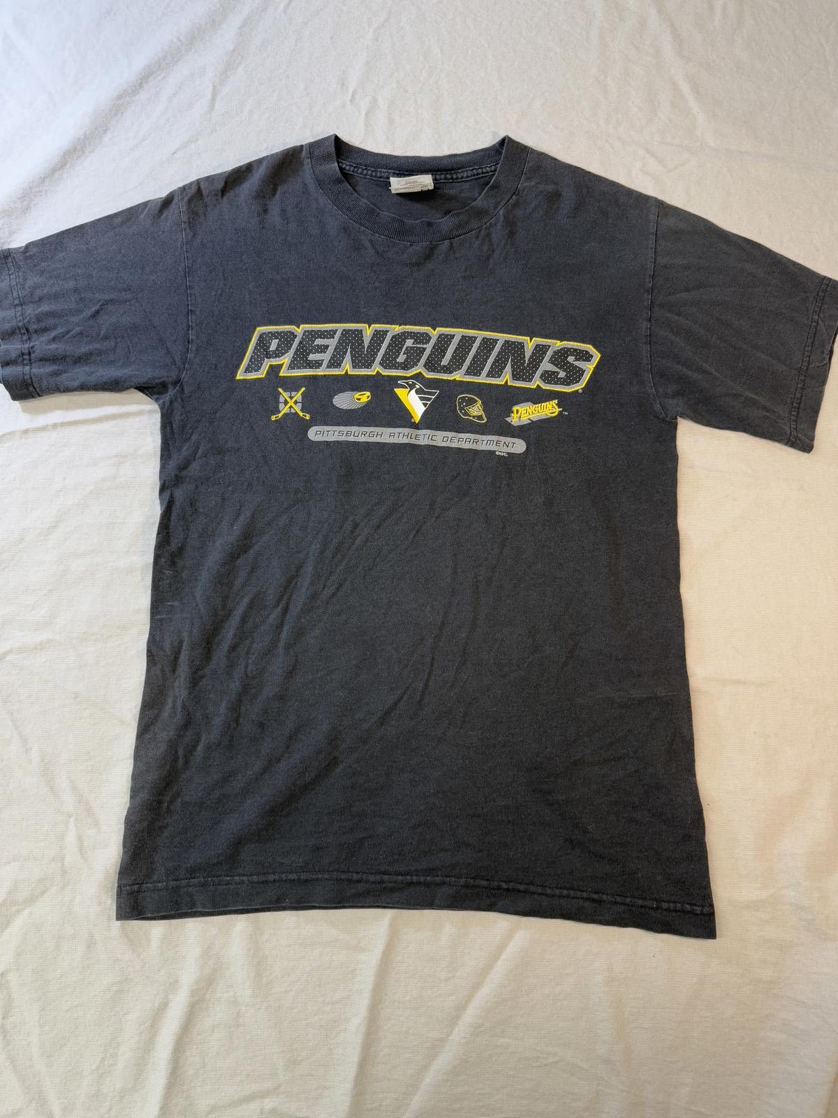 Designer FADED Y2K Penguins NHL T-shirt Pittsburgh Athletic Dept -M Size US M / EU 48-50 / 2 - 1 Thumbnail