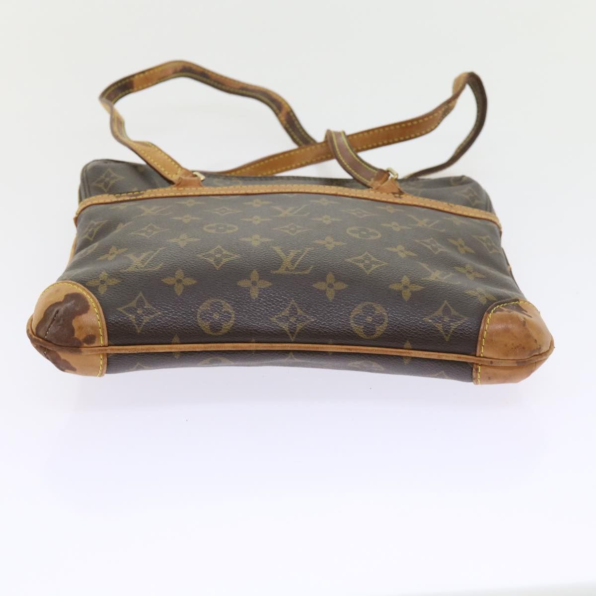 Louis Vuitton LOUIS VUITTON Monogram Coussin GM Shoulder Bag M51141 Size ONE SIZE - 5 Thumbnail