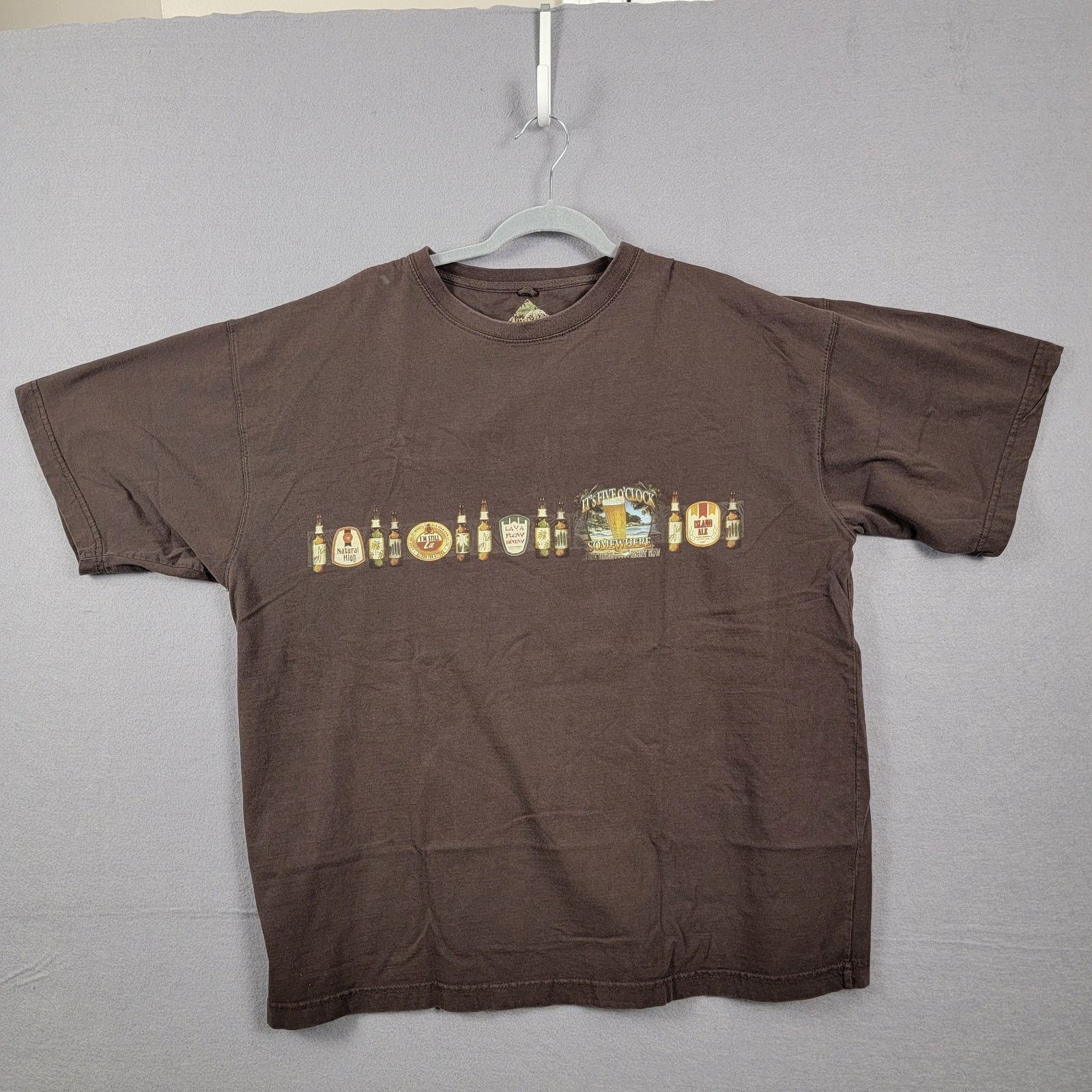 Other Newport Blue Graphic Beer O Clock Brown Tshirt Sz XXL (416) Size US XXL / EU 58 / 5 - 1 Thumbnail