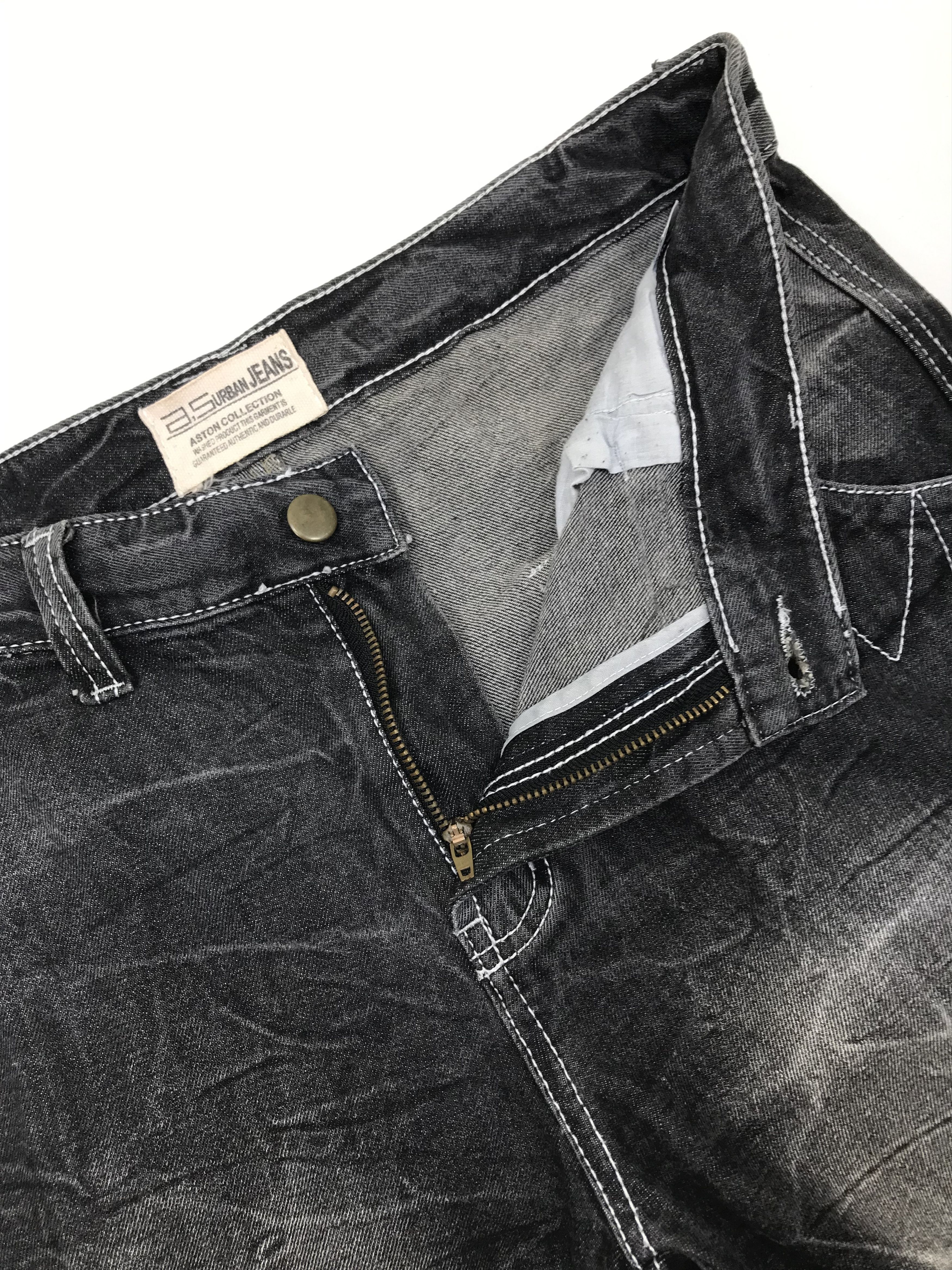Urban Outfitters Vintage Japanese Urban Seditionaries Faded Black Cargo Jeans Size US 34 / EU 50 - 11 Thumbnail