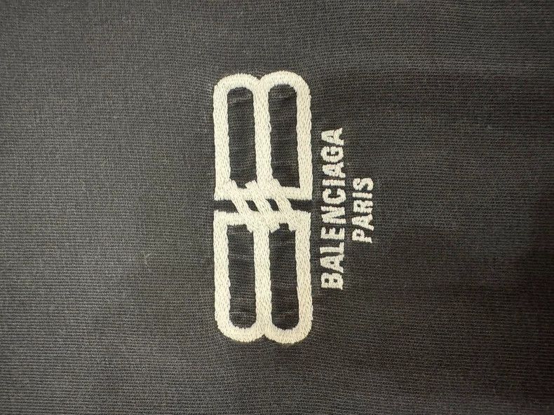 Balenciaga Balenciaga Short Sleeve Tee Size US M / EU 48-50 / 2 - 4 Thumbnail