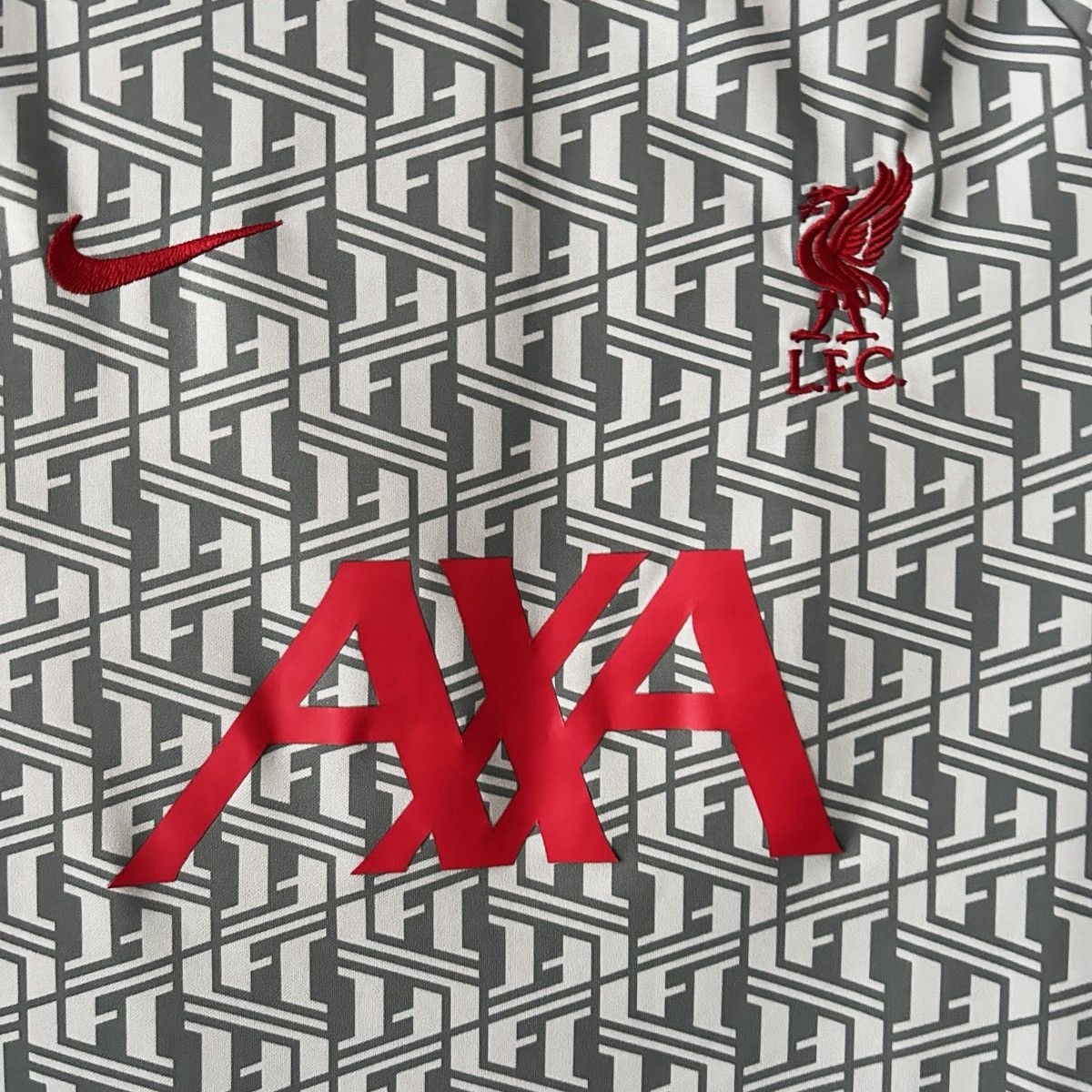 Nike Jersey Liverpool 2022 2023 nike soccer football Size US L / EU 52-54 / 3 - 3 Thumbnail