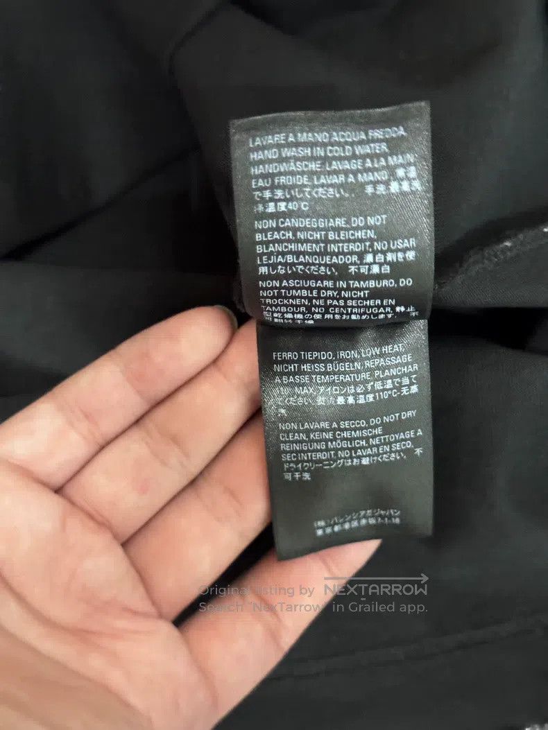 Balenciaga Balenciaga Sacred Heart Cathedral Black Short Sleeve T-shi Size US S / EU 44-46 / 1 - 6 Thumbnail