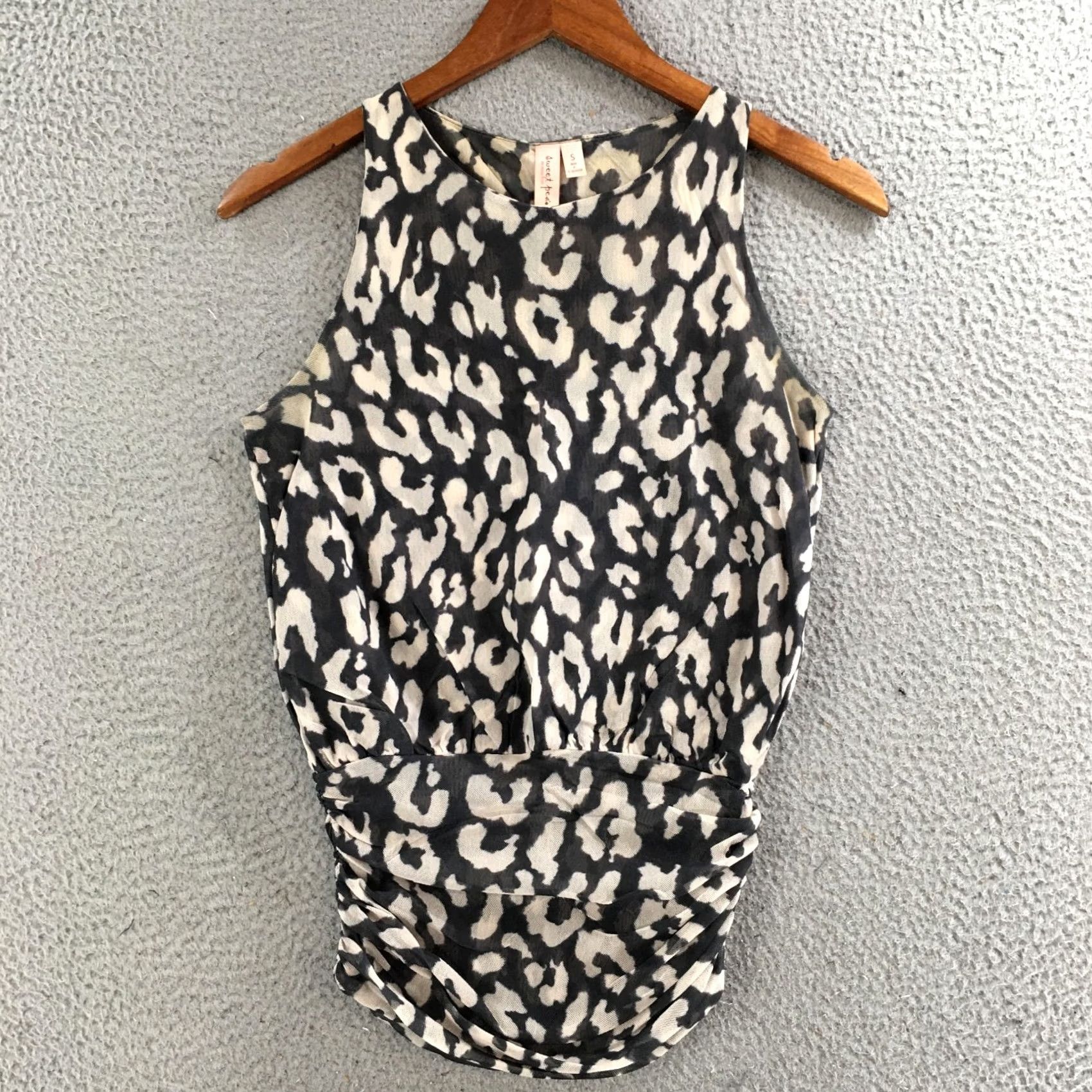 Vintage Sweet Pea by Stacy Frati Tank Top Women Small Sleeveless Animal Print Gray White Size S / US 4 / IT 40 - 2 Thumbnail