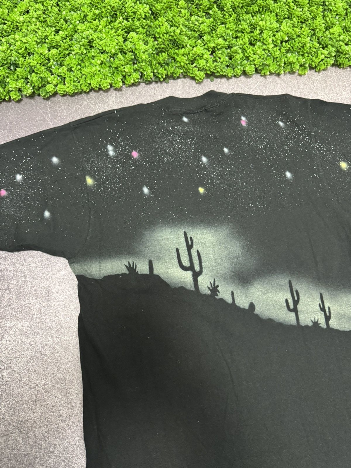 Vintage Vintage Space Cowboy Moon Over Print T Shirt Graphic Print Size US L / EU 52-54 / 3 - 12 Thumbnail