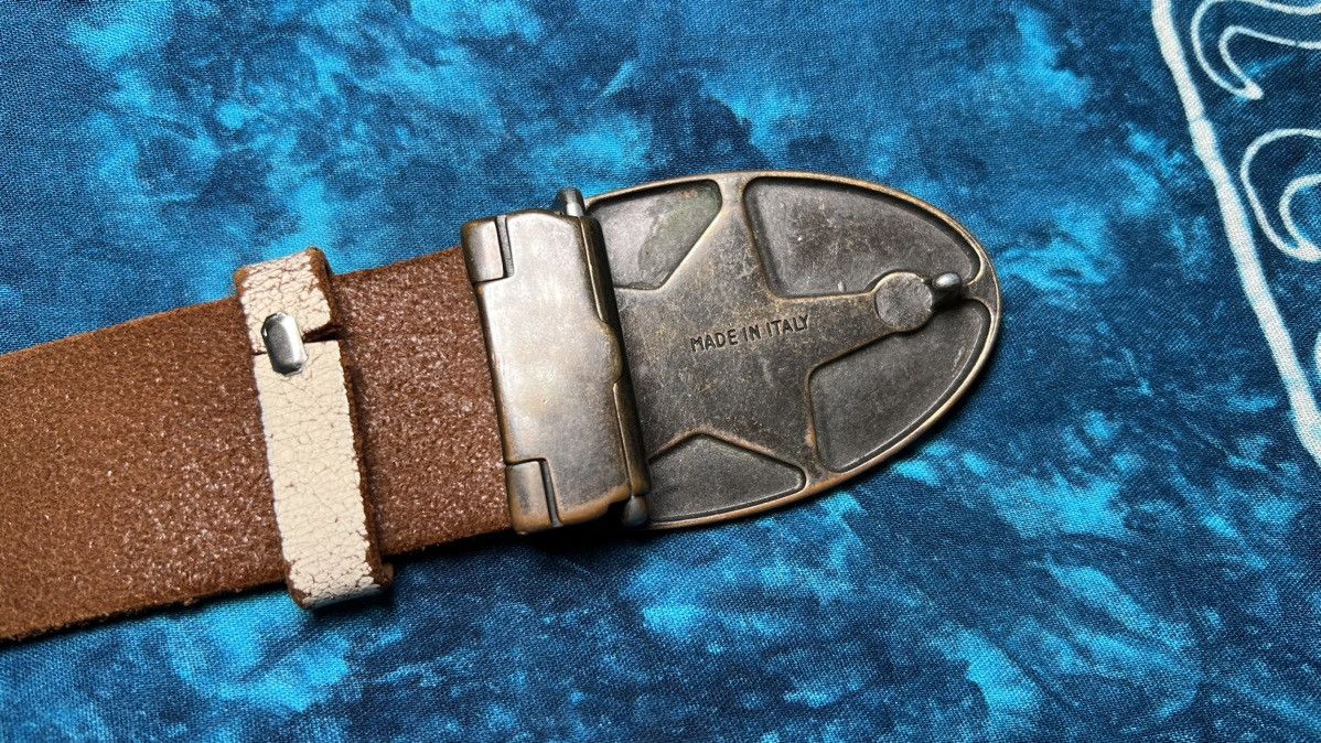 Vintage Vintage Avant Garde Vintage Leather Star belt Y2K Size 30 - 12 Thumbnail