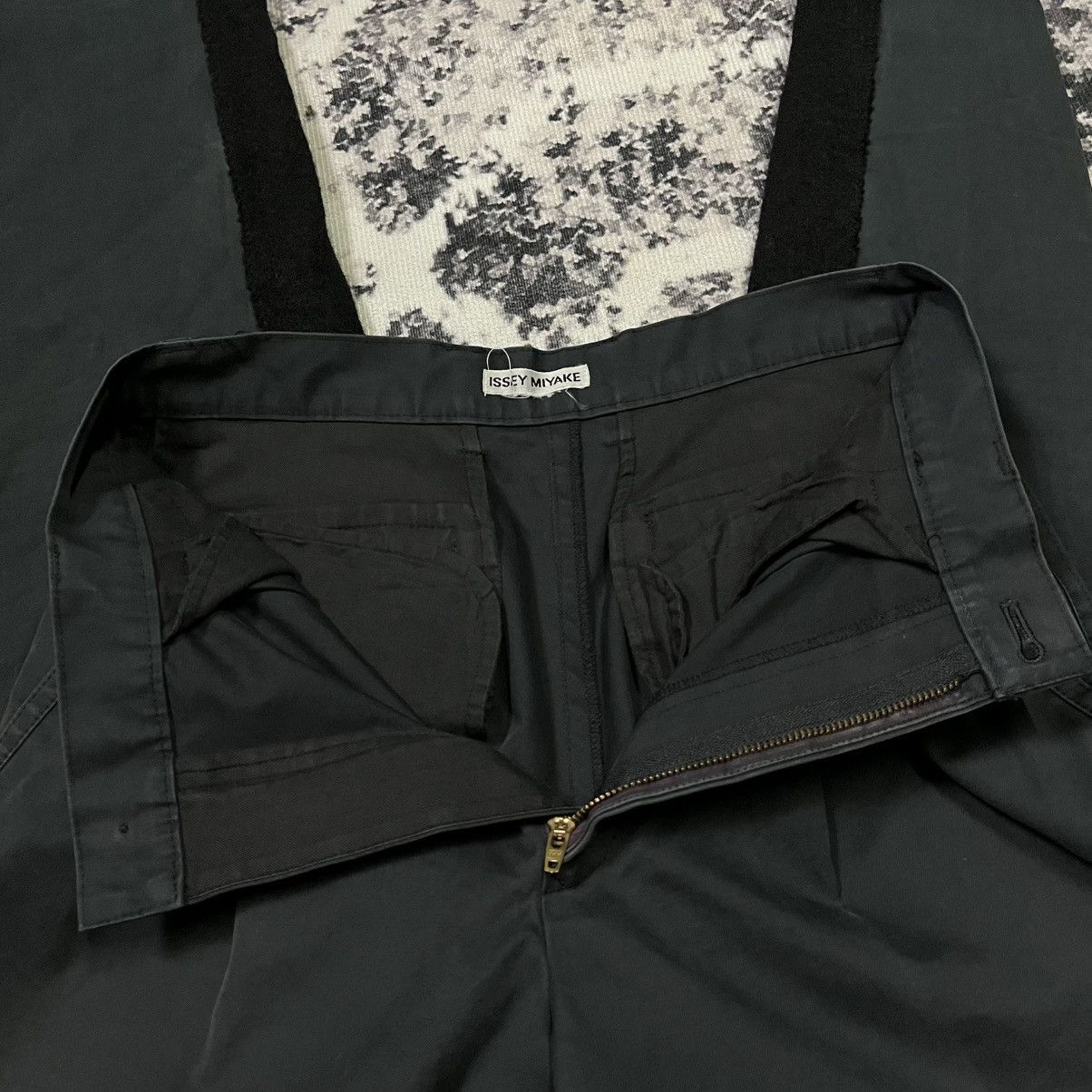 Issey Miyake a50 Issey Miyake Jodhpurs style Size US 27 - 12 Thumbnail