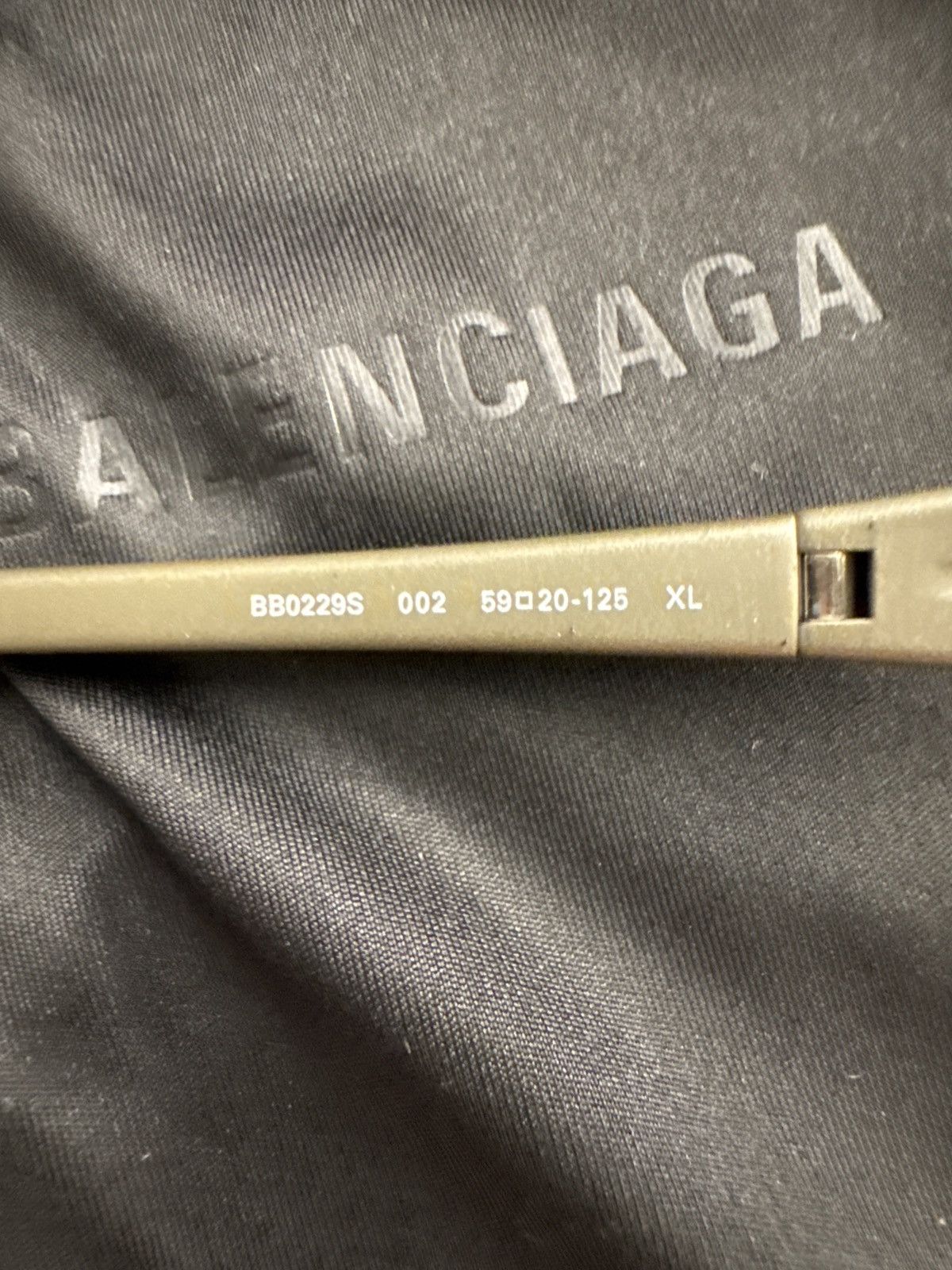 Balenciaga BAT RECTANGLE SUNGLASSES IN SILVER Size ONE SIZE - 4 Thumbnail