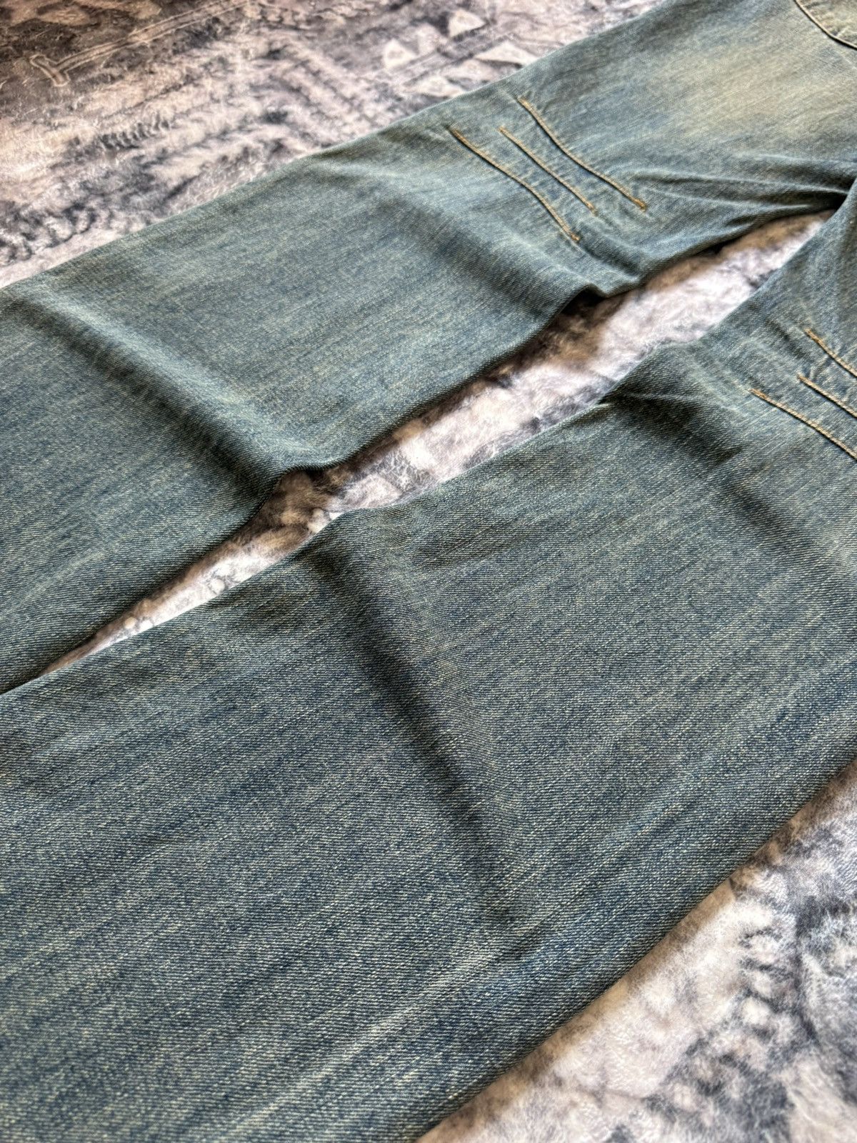 Fad Three × GOSTAR DE FUGA × Japanese Brand Rupert Japan Muddy Wash Rivet Edgy Flared Denim Pants Size US 31 - 19 Thumbnail