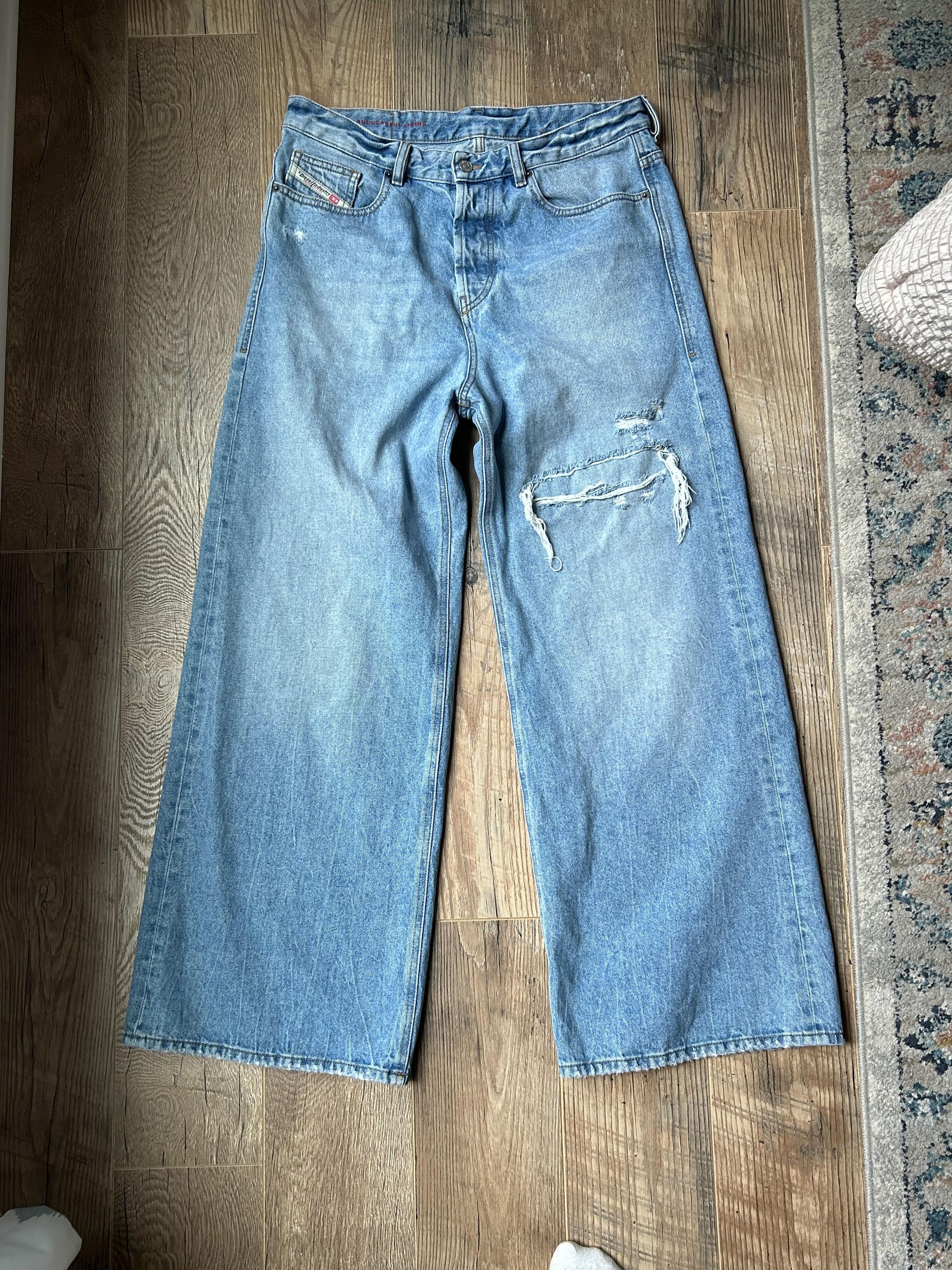 image of Diesel D-Rise Jeans in Denim, Men's (Size 31)