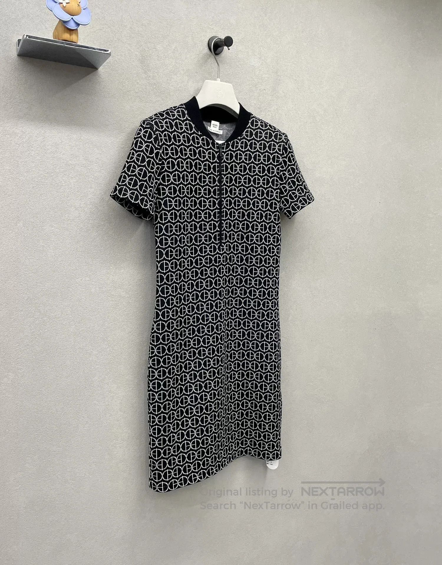 Hermes Hermes Logo Print Black Dress. Size XXS / US 00 / IT 34 - 3 Thumbnail