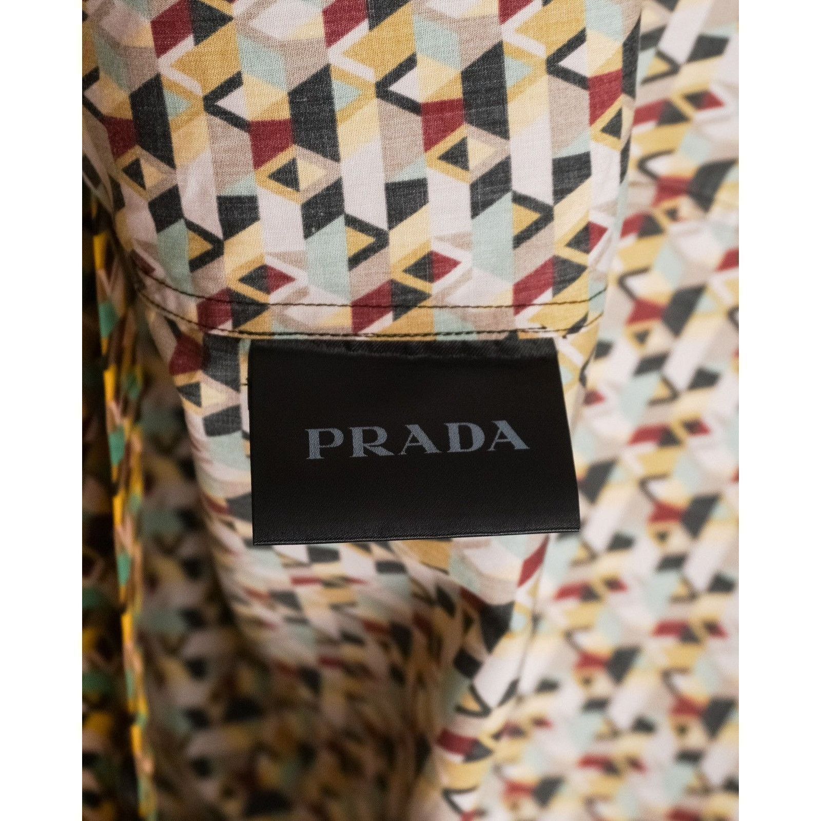 Prada Vintage prada milano 2017 geometric pattern button shirt Size US L / EU 52-54 / 3 - 9 Thumbnail