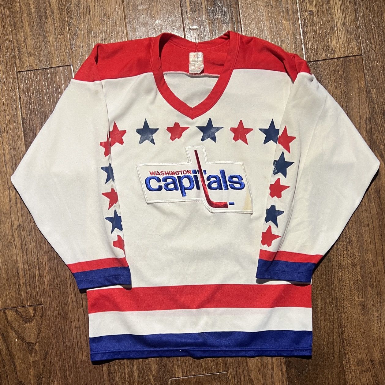 Ccm vintage ccm maska washington capitals away jersey Size US S / EU 44-46 / 1 - 1 Thumbnail