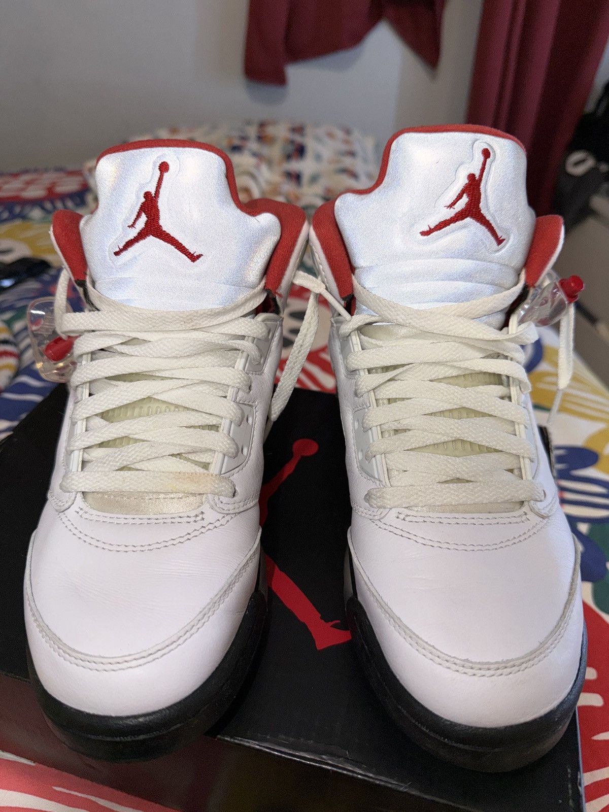 Jordan Brand Air Jordan 5 Retro ‘White Fire Red’ 2020 Size US 7 / EU 40 - 2 Thumbnail