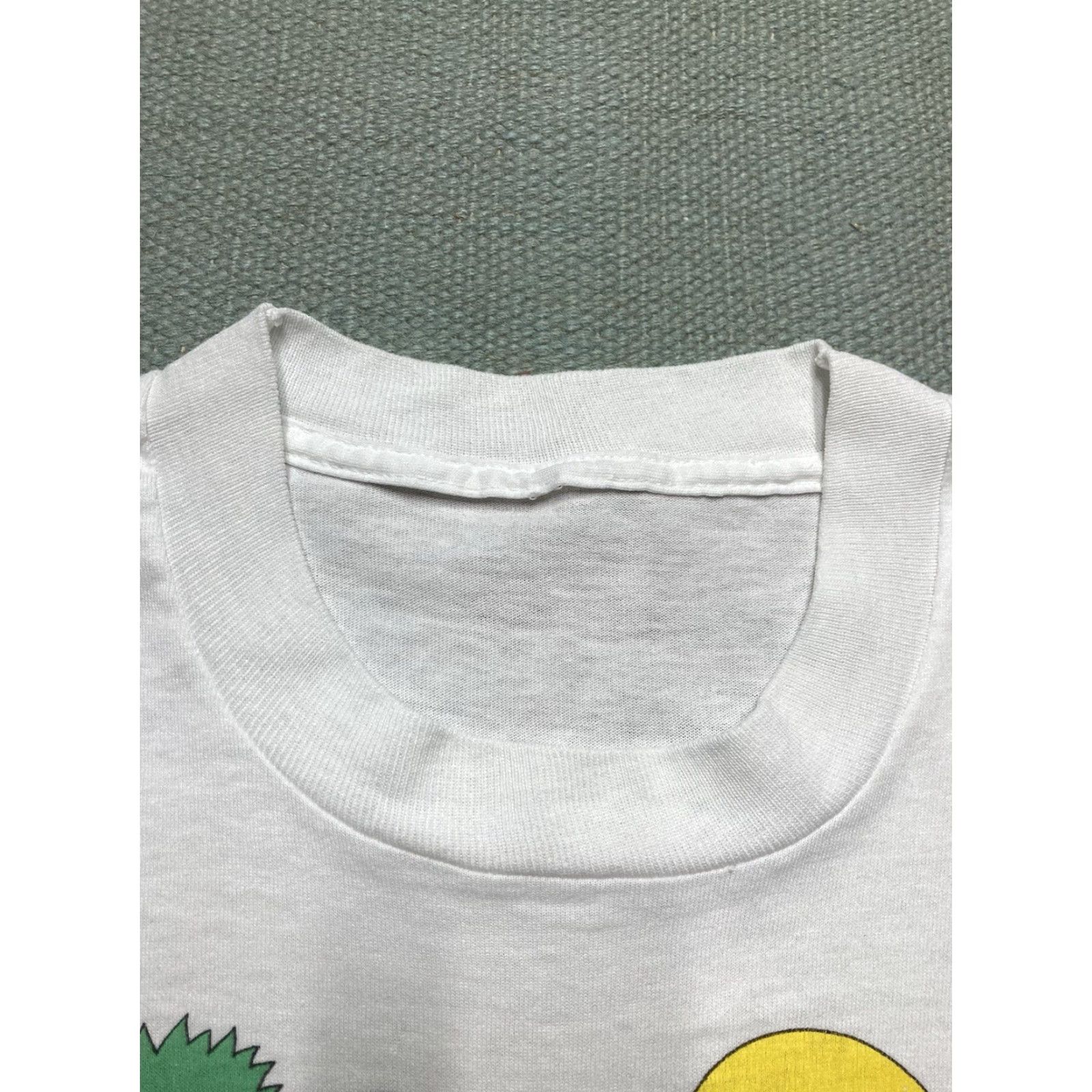 VINTAGE 80s Beach T-Shirt Sharpei Dog Jim Benton Surf Beach White Large Men