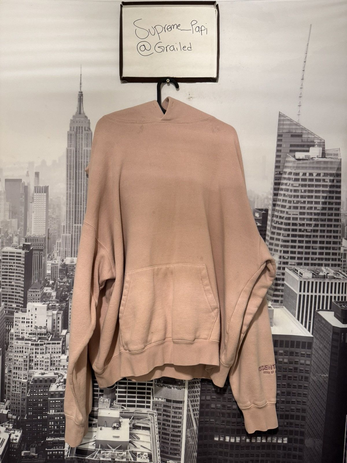 Fear of God 💥OG Fear of God Essentials Graphic Hoodie FW18 Pink SZ LRG Size US L / EU 52-54 / 3 - 10 Thumbnail
