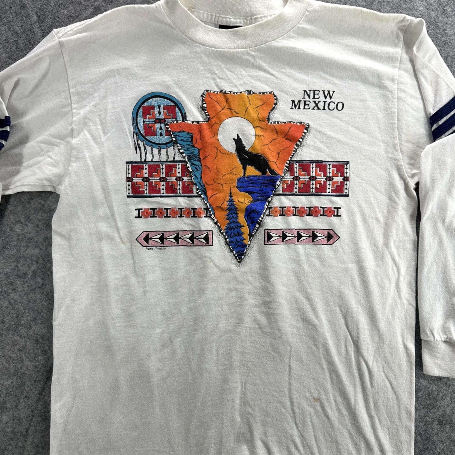 Vintage VINTAGE Prairie Mountain Shirt Mens Large White New Mexico Wolf Southwestern 90s Graphic Print Crew Neck Long Sleeve T-Shirt White Wolf 1990s Mens Size US L / EU 52-54 / 3 - 5 Thumbnail