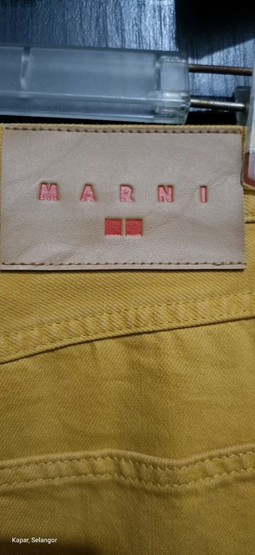 Marni × Uniqlo Uniqlo x Marni Mustard Wide-Leg Jeans (W30 L40) Size US 30 / EU 46 - 8 Thumbnail