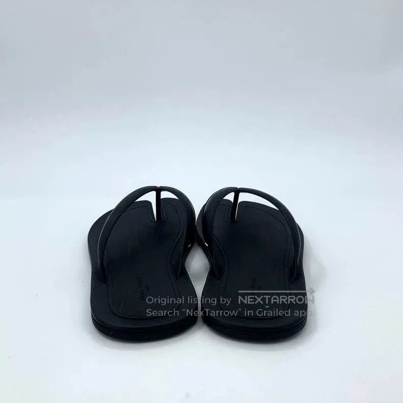 Maison Margiela Maison Margiela Black Flip Flops. Size US 9.5 / EU 42-43 - 4 Thumbnail