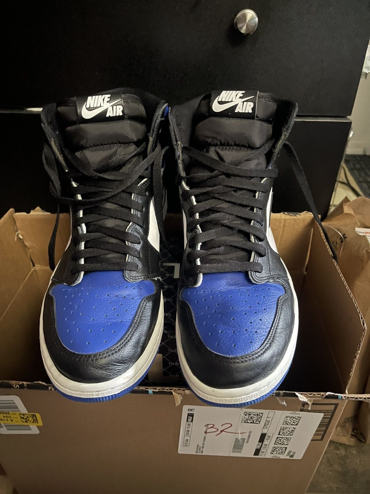 Jordan Brand × Nike Air Jordan 1 High OG Royal Toe Size 13 Size US 13 / EU 46 - 1 Thumbnail