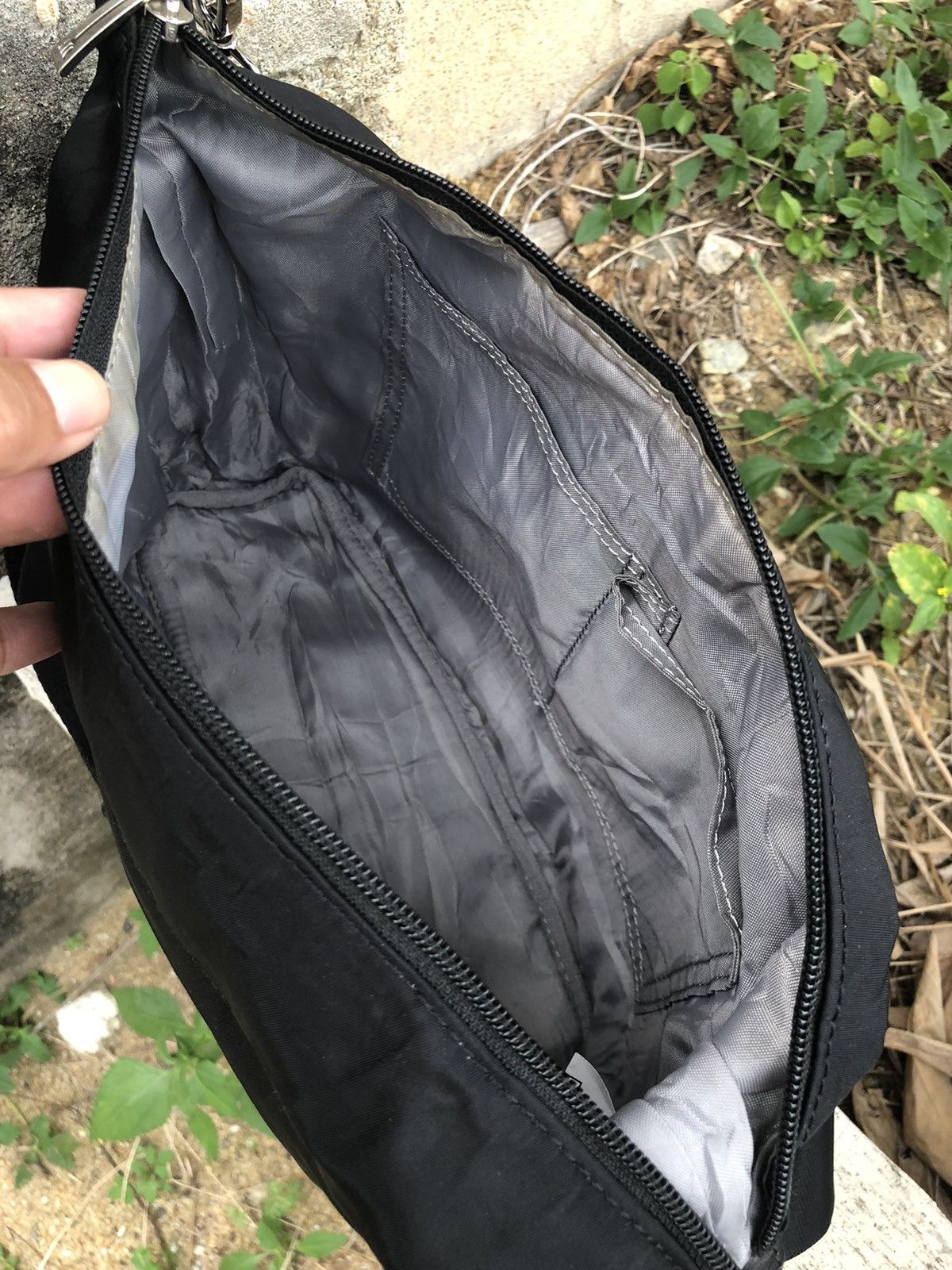 Y's Y'saccs by Yohji Yamamoto Sling Bag Size ONE SIZE - 4 Thumbnail