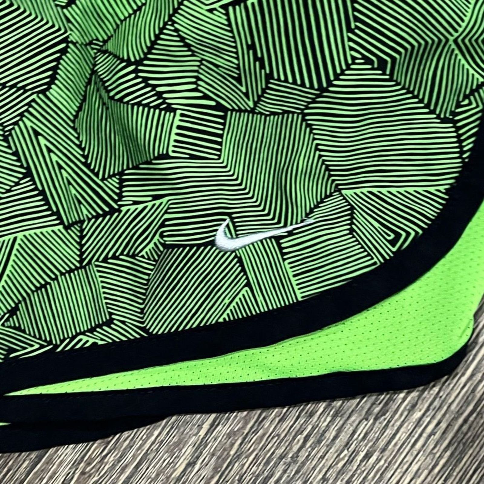 Nike Nike Dri Fit Action Tempo Lined Running Shorts Athletic Sz S Size 26" / US 2 / IT 38 - 2 Thumbnail