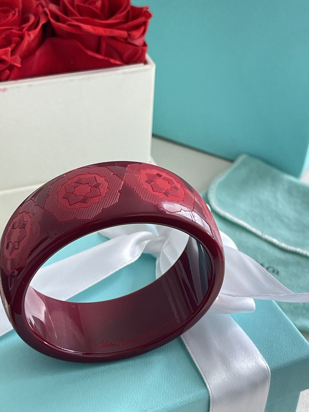 Tiffany & Co. TIFFANY & CO. RESIN PALOMA PICASSO RED ZELLIGE BANGLE $745 Size ONE SIZE - 2 Thumbnail