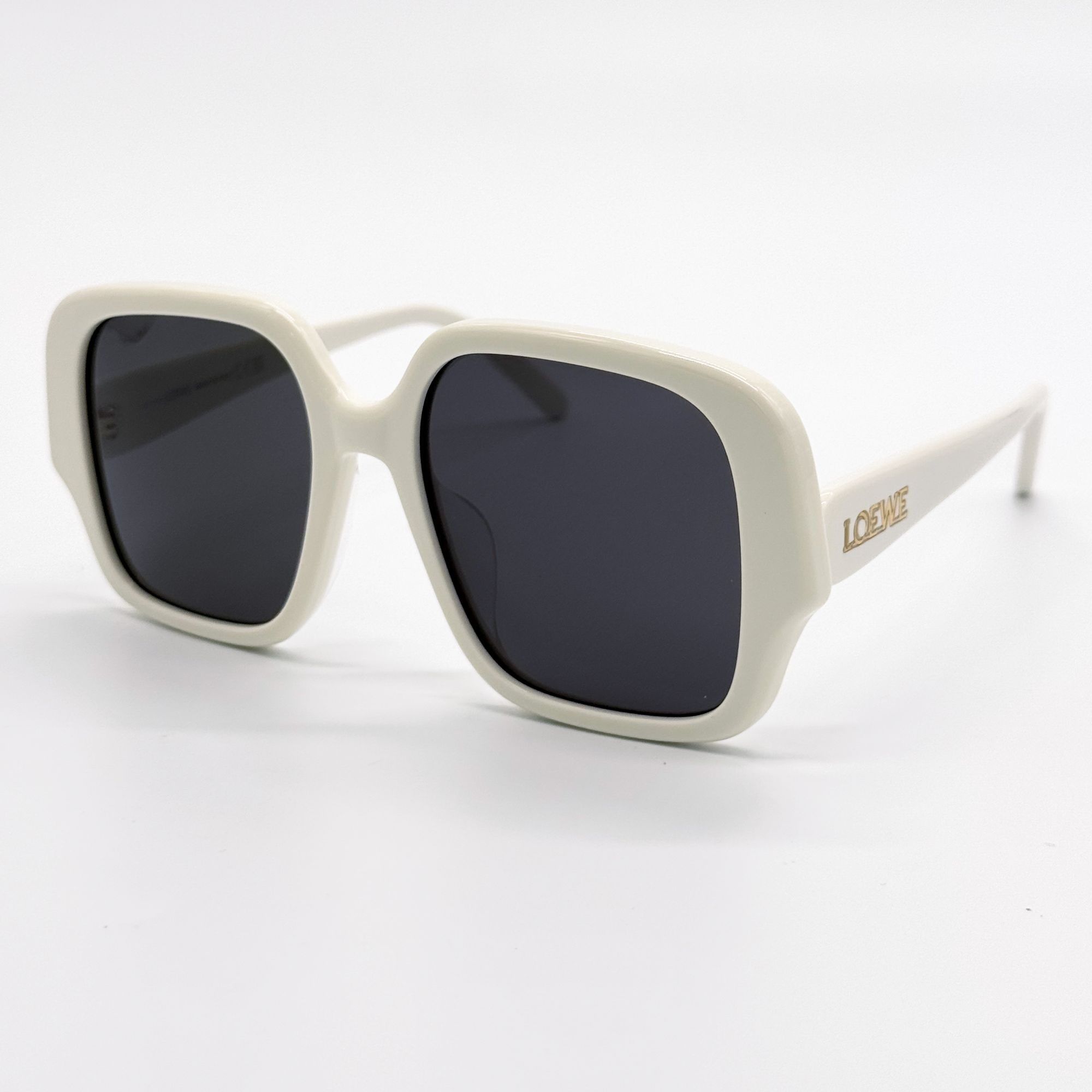 Loewe NEW LW40134U 25A, LOEWE SUNGLASSES SQUARE OVERSIZED 