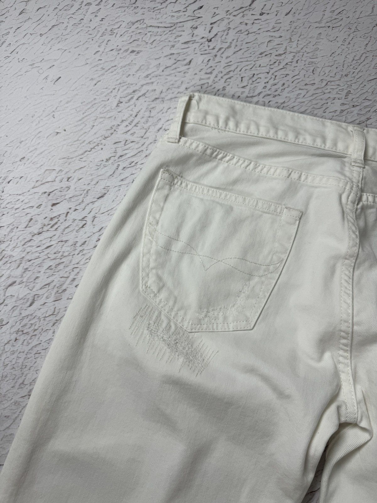 Polo Ralph Lauren Polo Ralph Lauren white distressed denim jeans pants Size US 30 / EU 46 - 18 Thumbnail