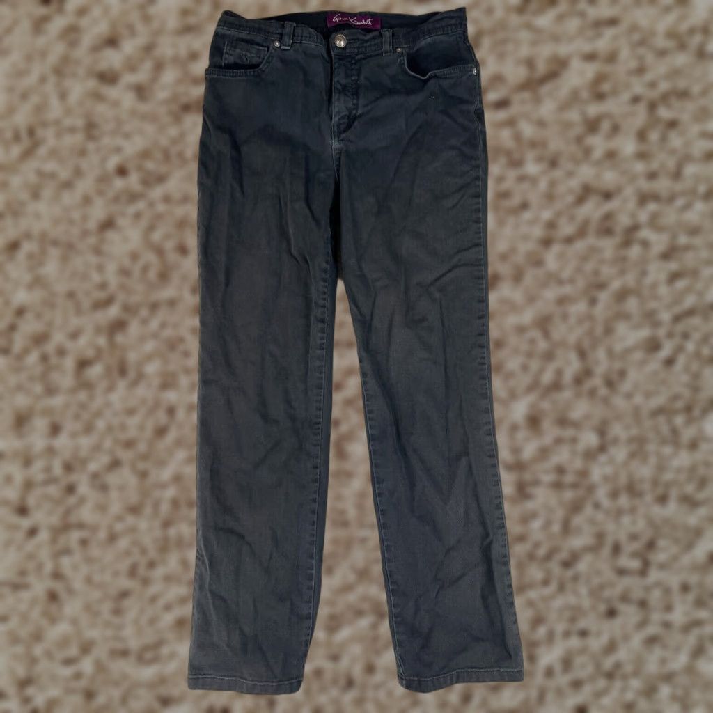 Gloria Vanderbilt Gloria Vanderbilt Jeans Womens 8 Black Denim Straight Regular Fit 5-Pocket Comfort Classic Size 30" / US 8 / IT 44 - 1 Thumbnail