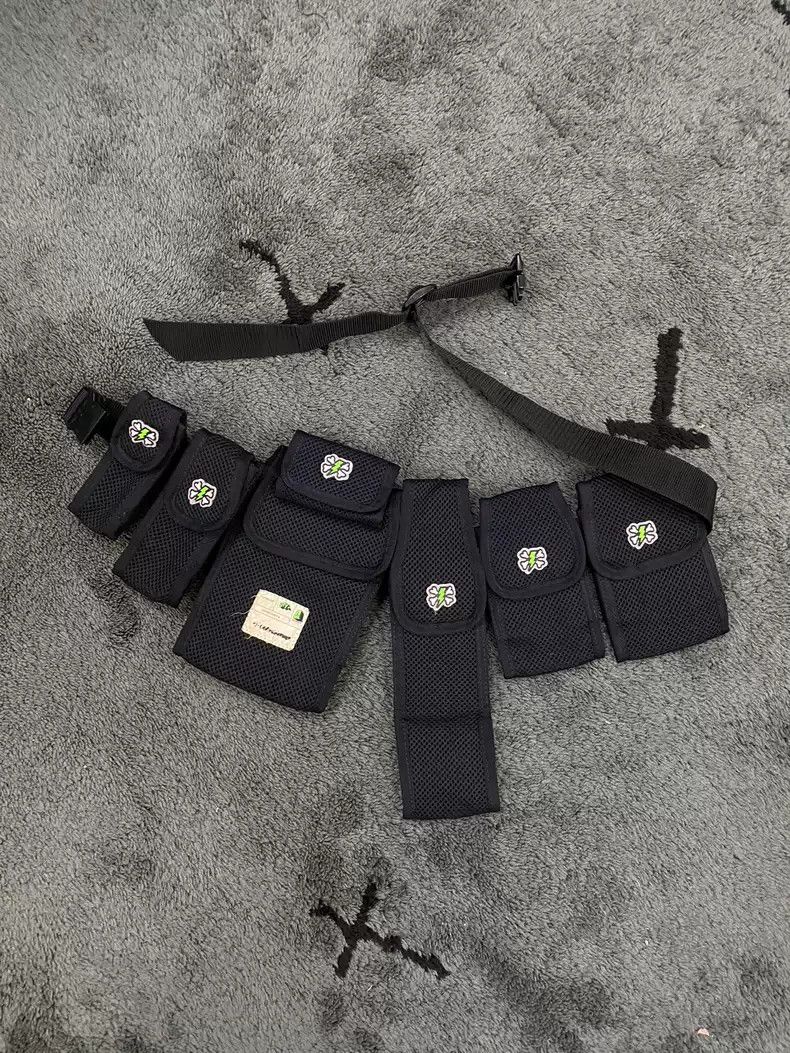 Undercover Early six dynamite pocket satchel
