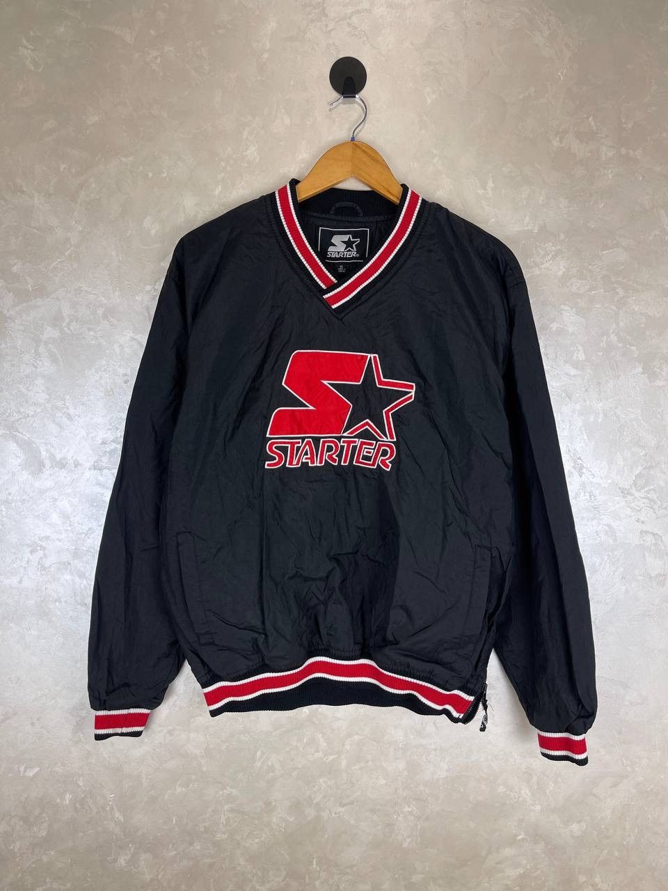 Starter Vintage Starter Nylon Pullover Jacket Black Red Logo Size XL Size US XL / EU 56 / 4 - 1 Thumbnail