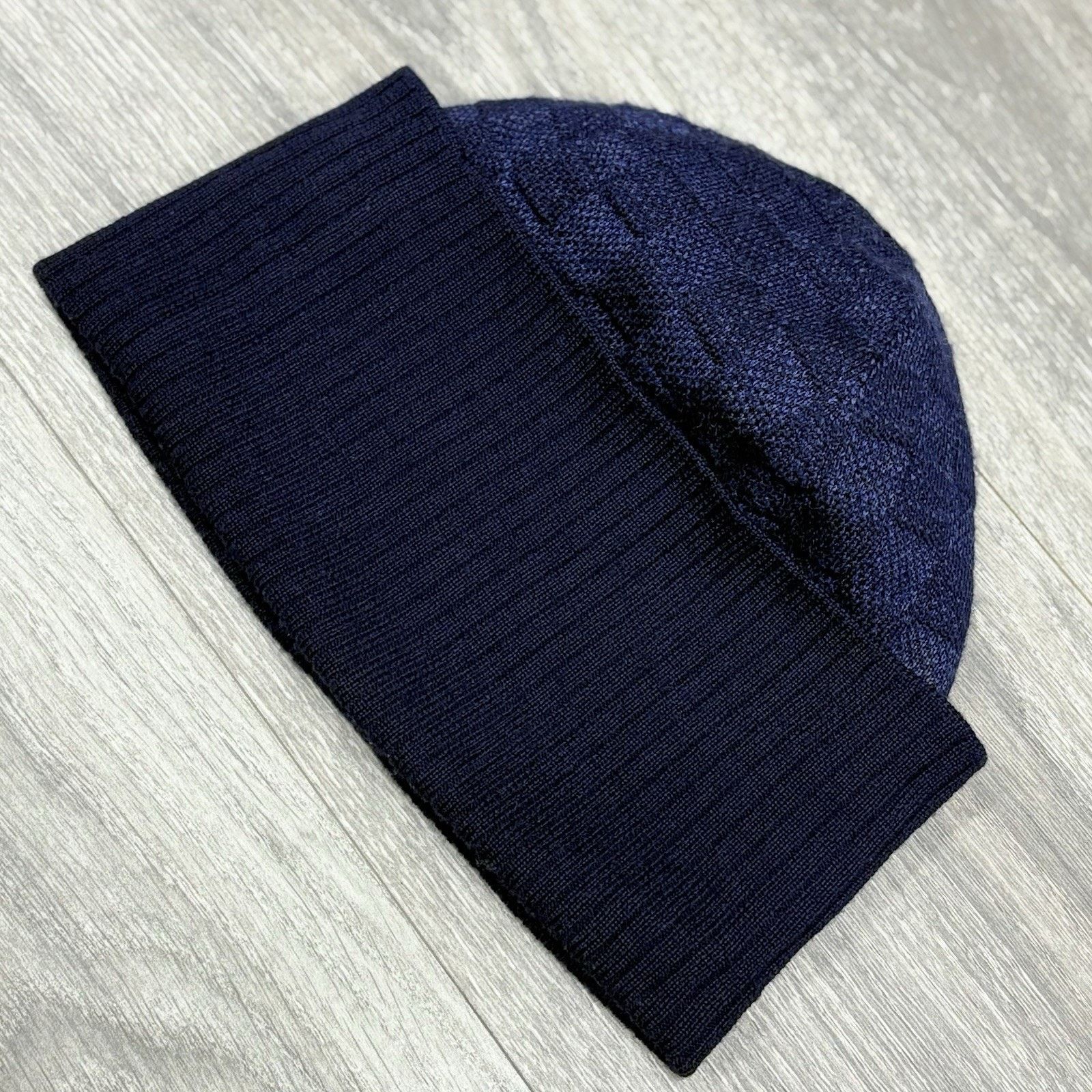 Louis Vuitton Louis Vuitton Wool Petit Damier Beanie ' Navy ' | GOOD COND! Size ONE SIZE - 8 Thumbnail