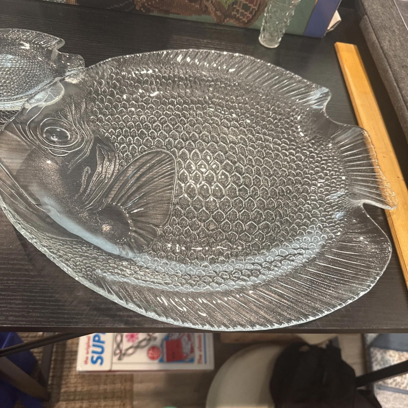 Designer Large Clear Glass Fish Platter Plate 15 1/2” X 12 1/2” Size ONE SIZE - 1 Thumbnail