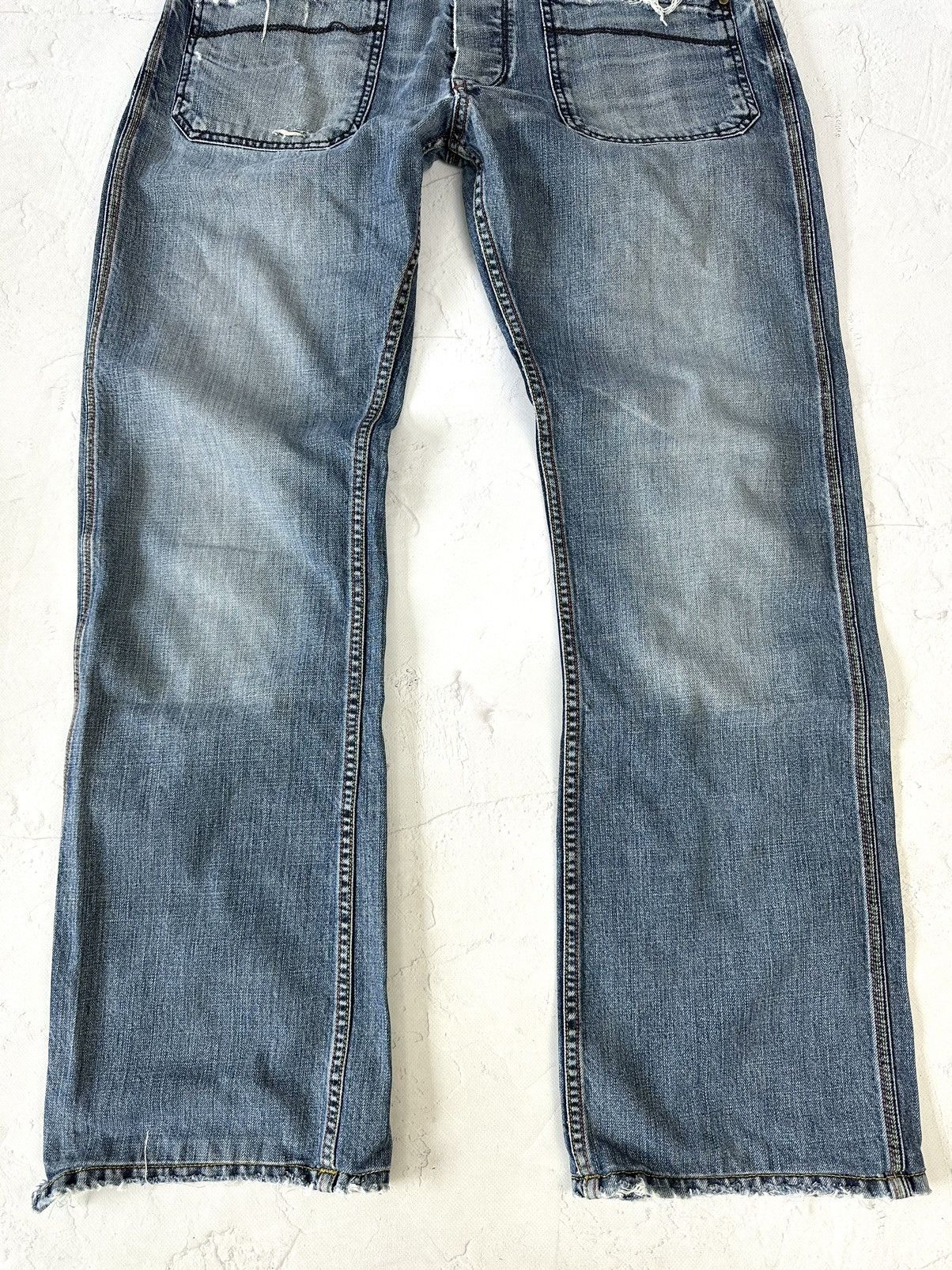 Diesel × If Six Was Nine × Vintage Vintage Diesel Distressed Blue Jeans Size US 33 - 2 Thumbnail