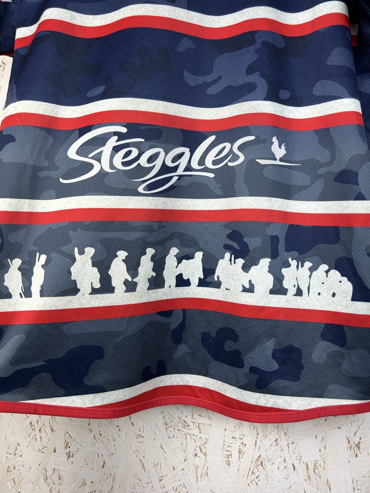 Other Sydney Roosters NRL Isc Rugby 2020/21 Retro Jersey Size L Size US L / EU 52-54 / 3 - 9 Thumbnail
