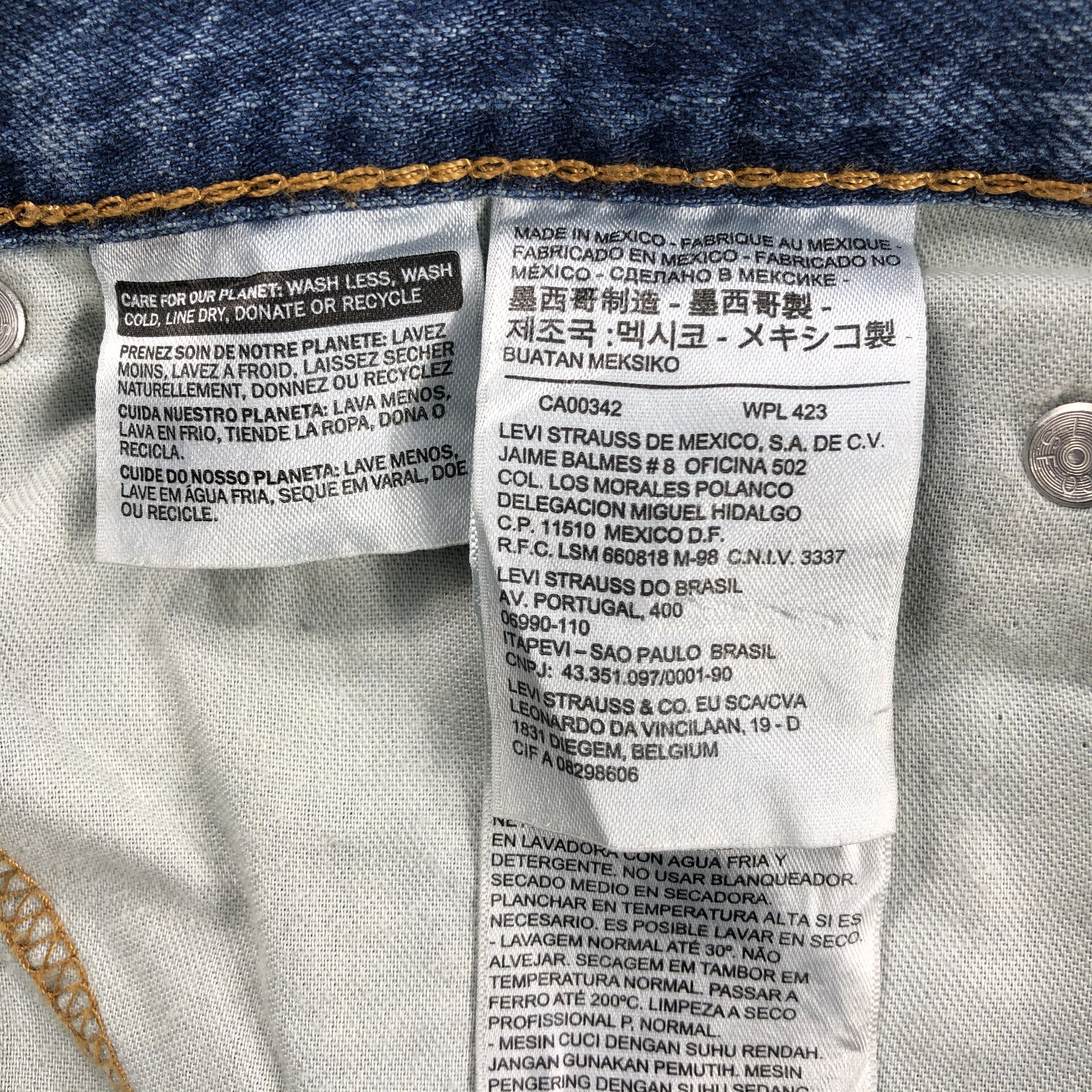 Levi's Vintage Levis 514 Jeans-JM1158 Size US 35 - 11 Thumbnail
